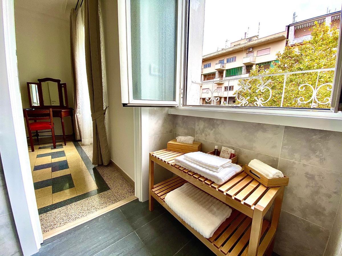 Domus Delphi Apartment Rome Luaran gambar